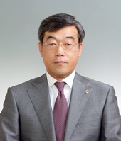 宮本啓一郎.jpg